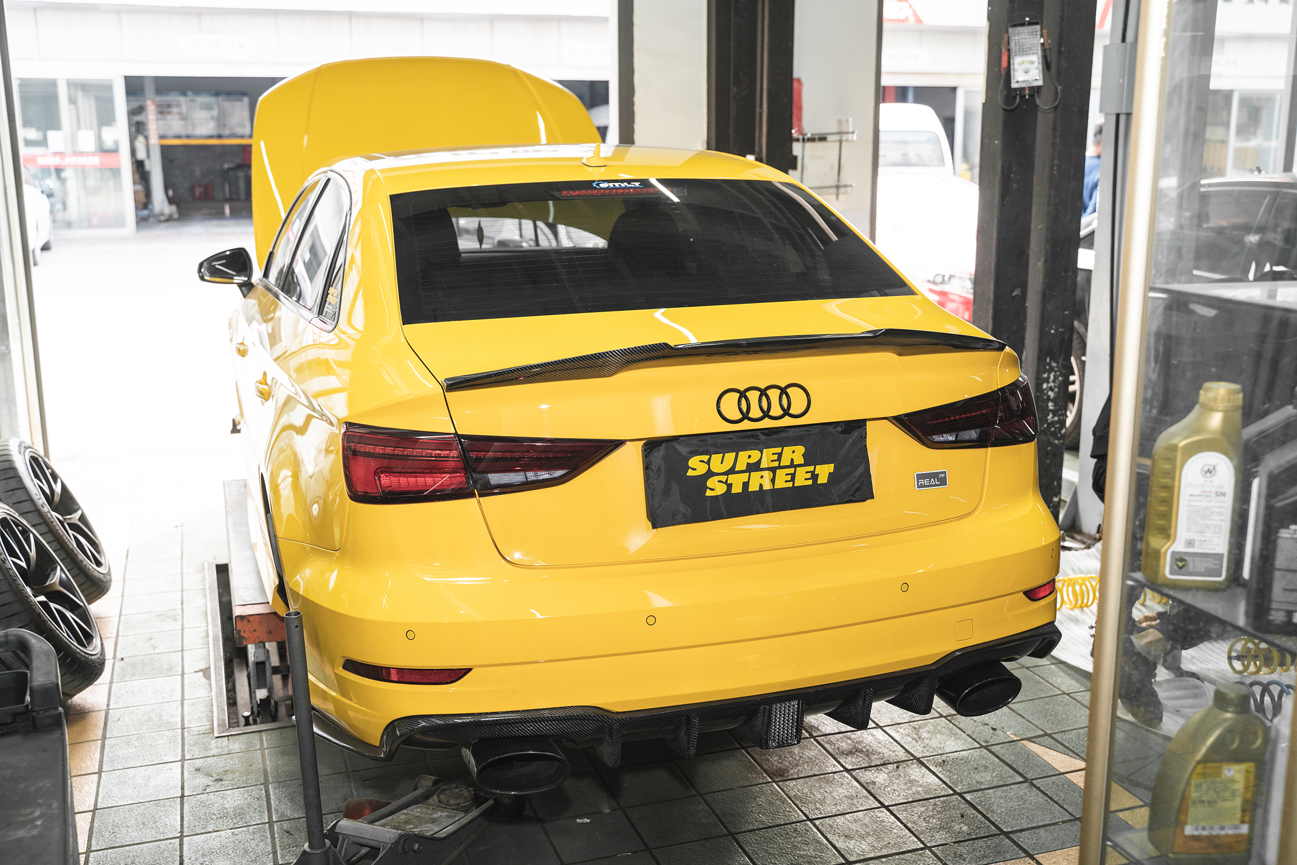 奥迪S3拆掉BILSTEINB16，换上KWV3绞牙避震，只想更舒适。