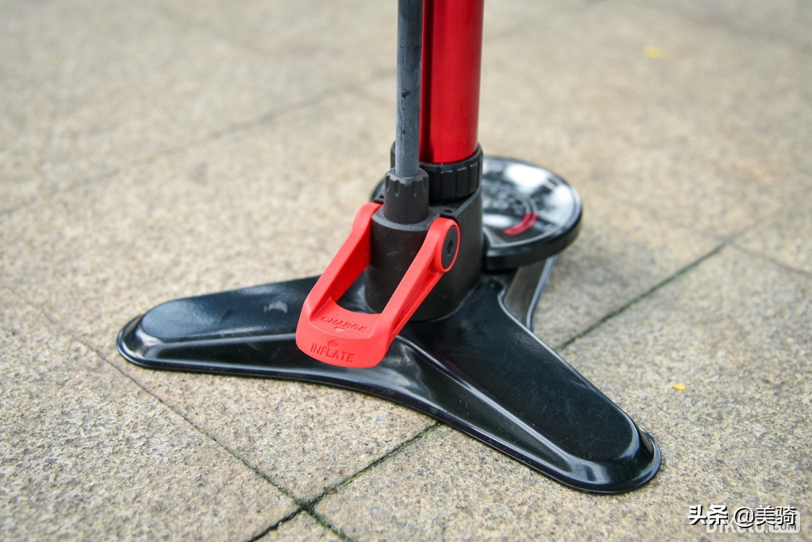 真空胎打气筒打气,真空胎专用打气筒价格