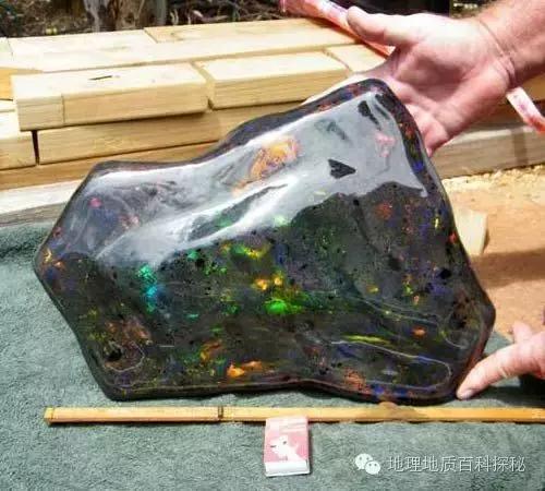 地球上的矿物是怎么形成的,地球十大坚硬的矿物