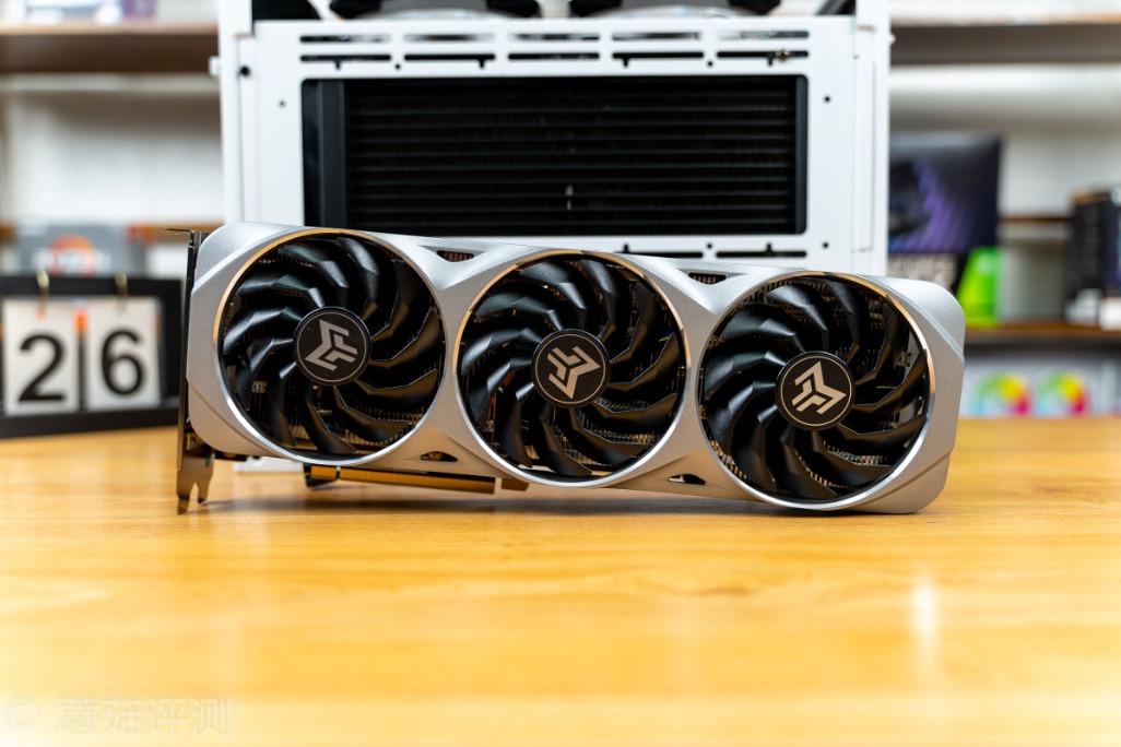 先马趣造白色装机方案,先马趣造im白色机箱