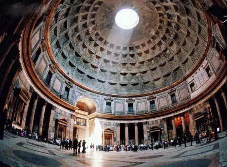 元动画评论I.i：以佐贺与Vtuber为例，谈崇高的退潮与私人体验