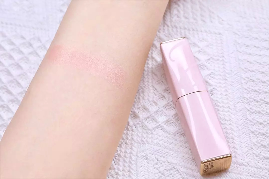 大牌唇膏推荐变色,唇膏测评红榜男士