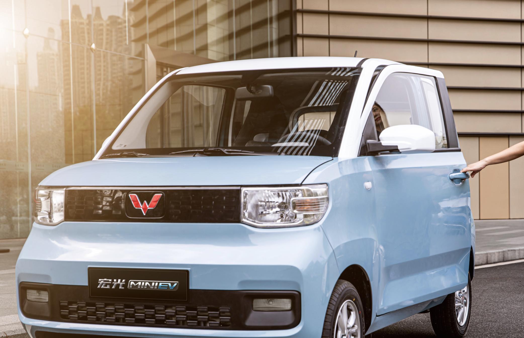 网红神车五菱宏光mini,五菱宏光mini2.98万买得到吗