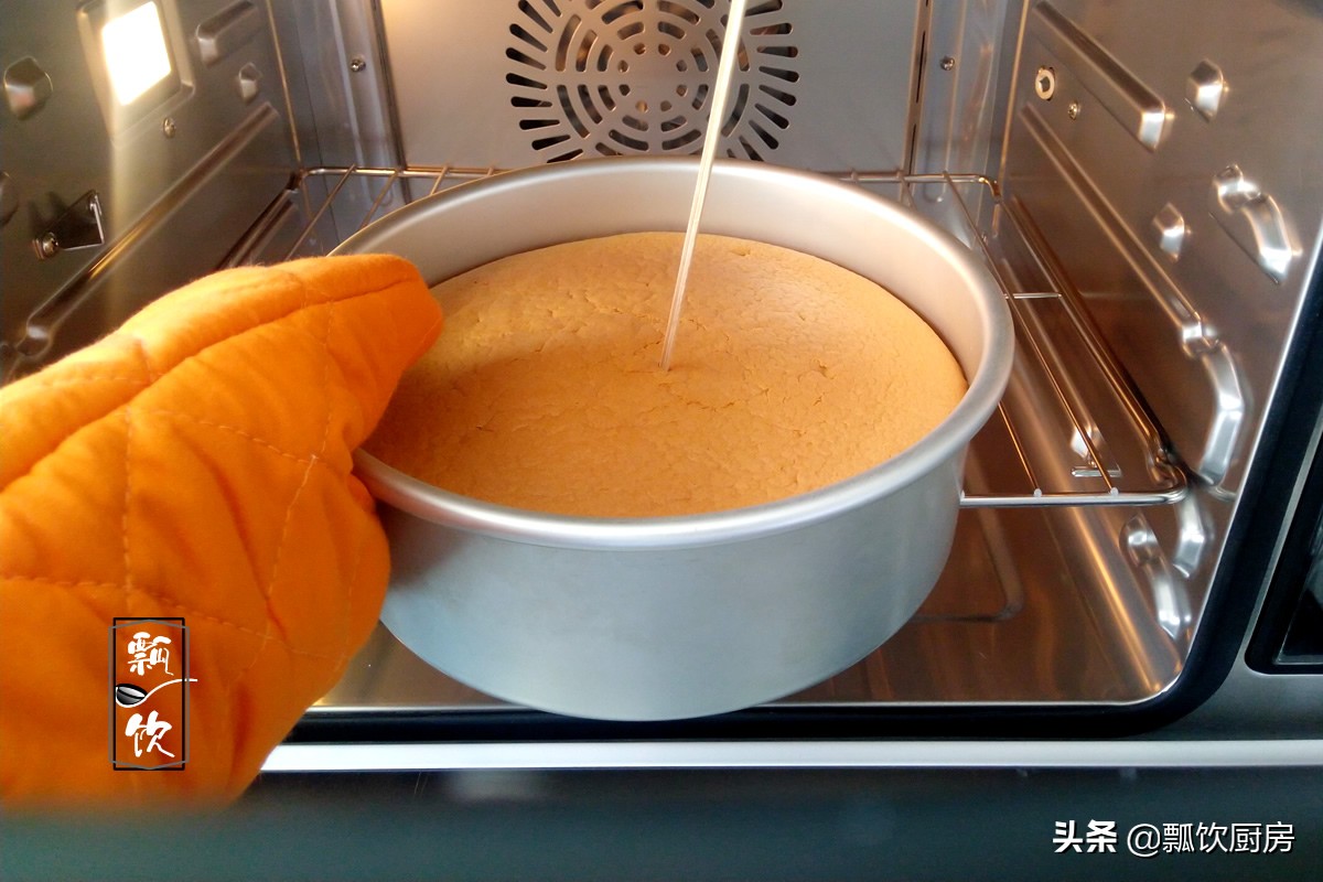 做好的蛋糕放凉容易塌陷,为什么做的蛋糕塌陷和不蓬松