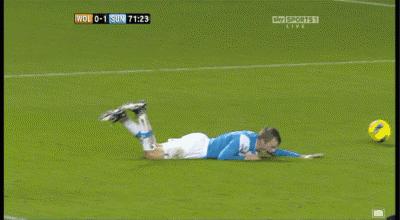 足球搞笑假摔集锦,足球假摔搞笑视频影帝