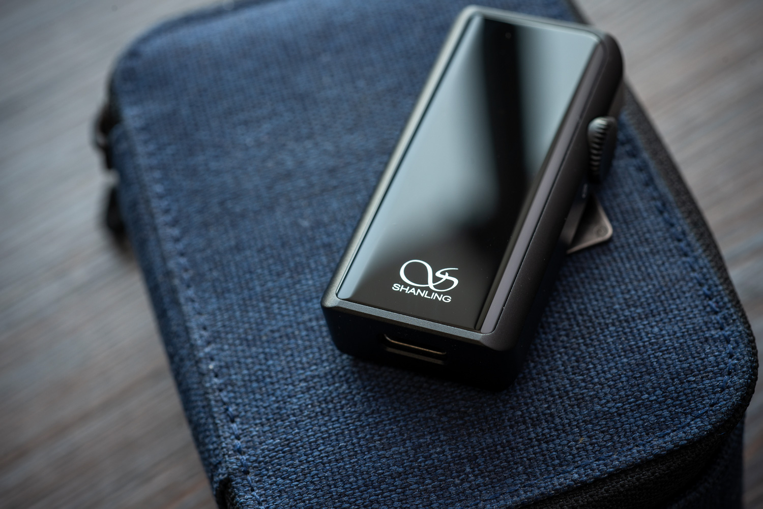 山灵up2蓝牙解码器拆解,山灵up2接有源音箱