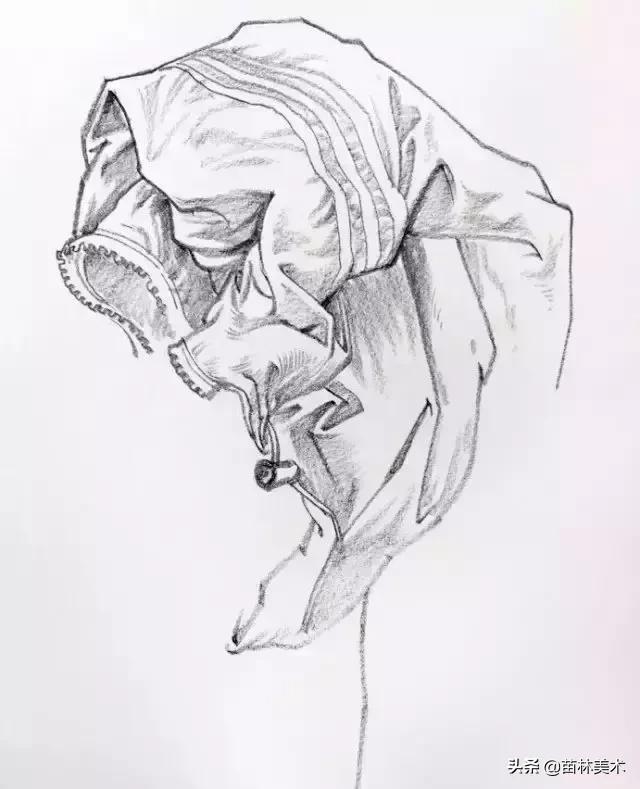 各种衣褶画法,衣褶不会上色