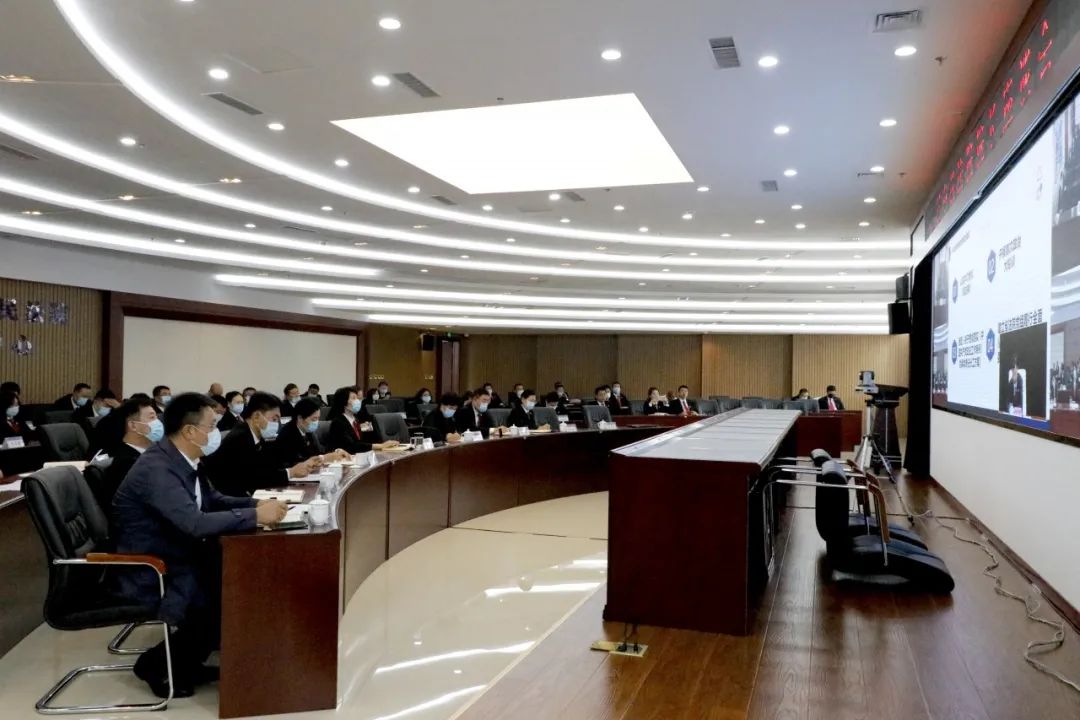 努力打造一站式多元解纷和诉讼服务体系建设的“营口品牌”——营口中院在全省中级法院院长座谈会上介绍经验