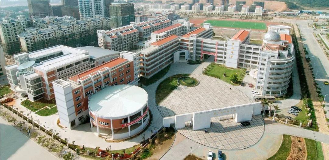 厦门外国语学校是所什么样的大学,厦门外国语学校高考985录取人数