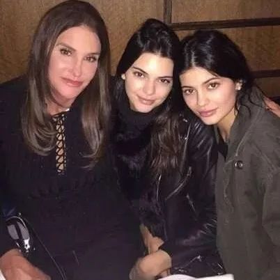 与卡戴珊同行克里斯詹娜,卡戴珊继父和克里斯詹娜