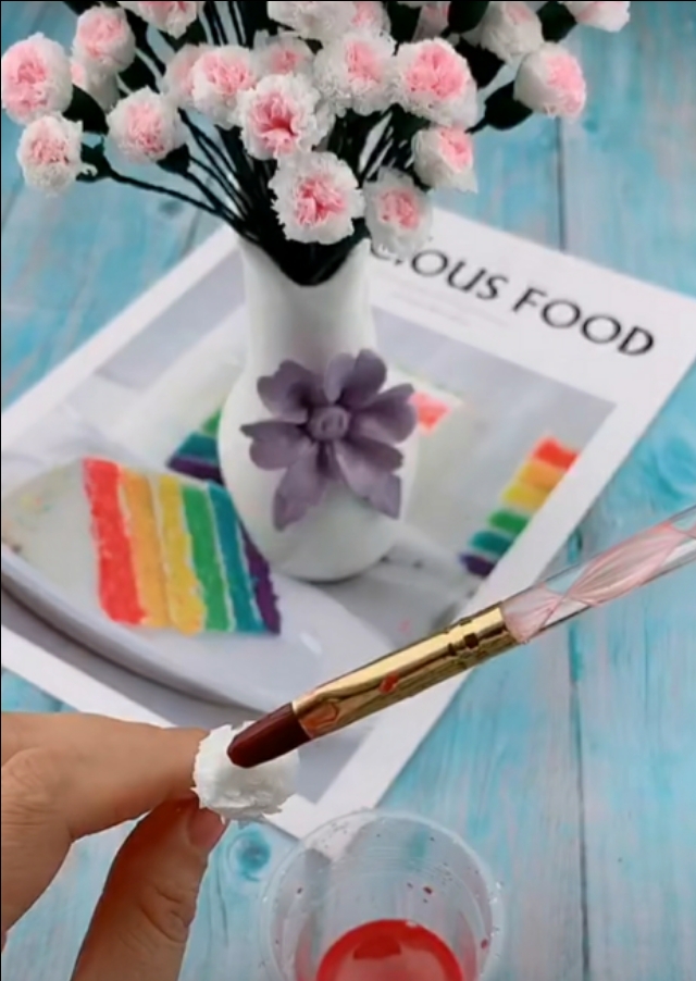 用纸巾做花花教程,用卫生纸做花花教程