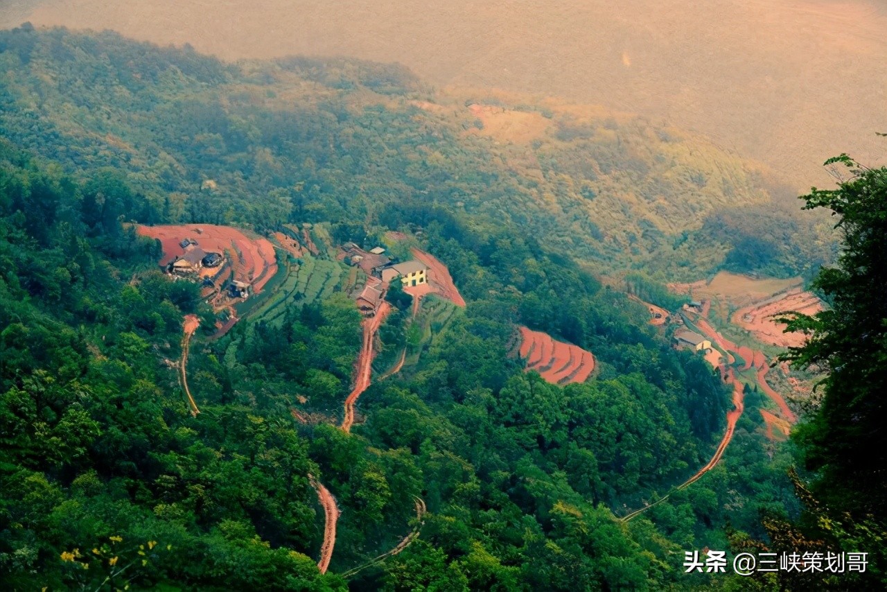 距离宜昌300公里有什么好玩的,距离宜昌近好玩的城市