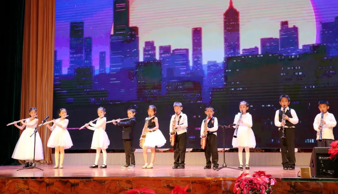 2022美育再出发期待与你相约校园,绿地小学和敕勒川学校