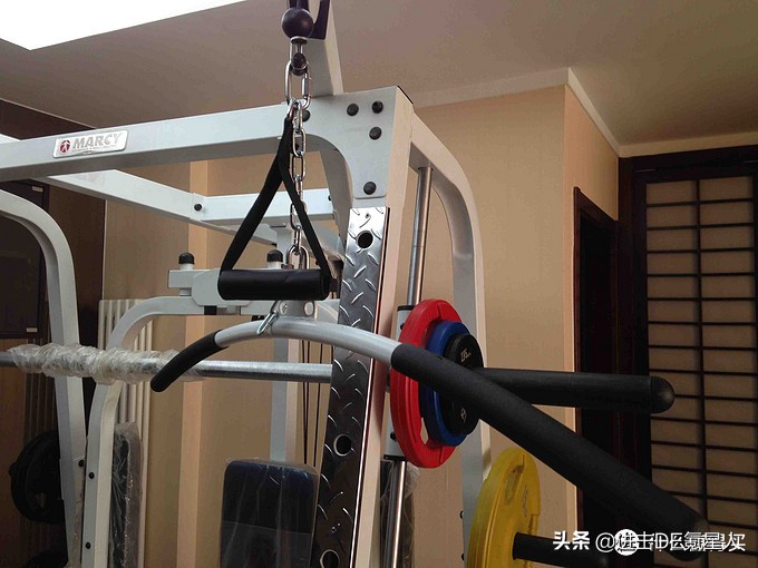 家庭健身需要哪些健身器材,最有效家庭健身动作