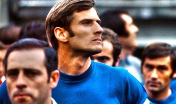 从法切蒂“灵魂附体”说起，意大利左后卫强势为哪般？