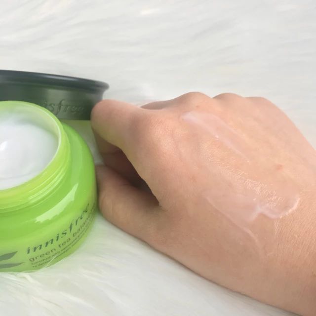 面霜推荐排行榜第一名干皮敏感肌,男士秋冬油皮公认最好的面霜