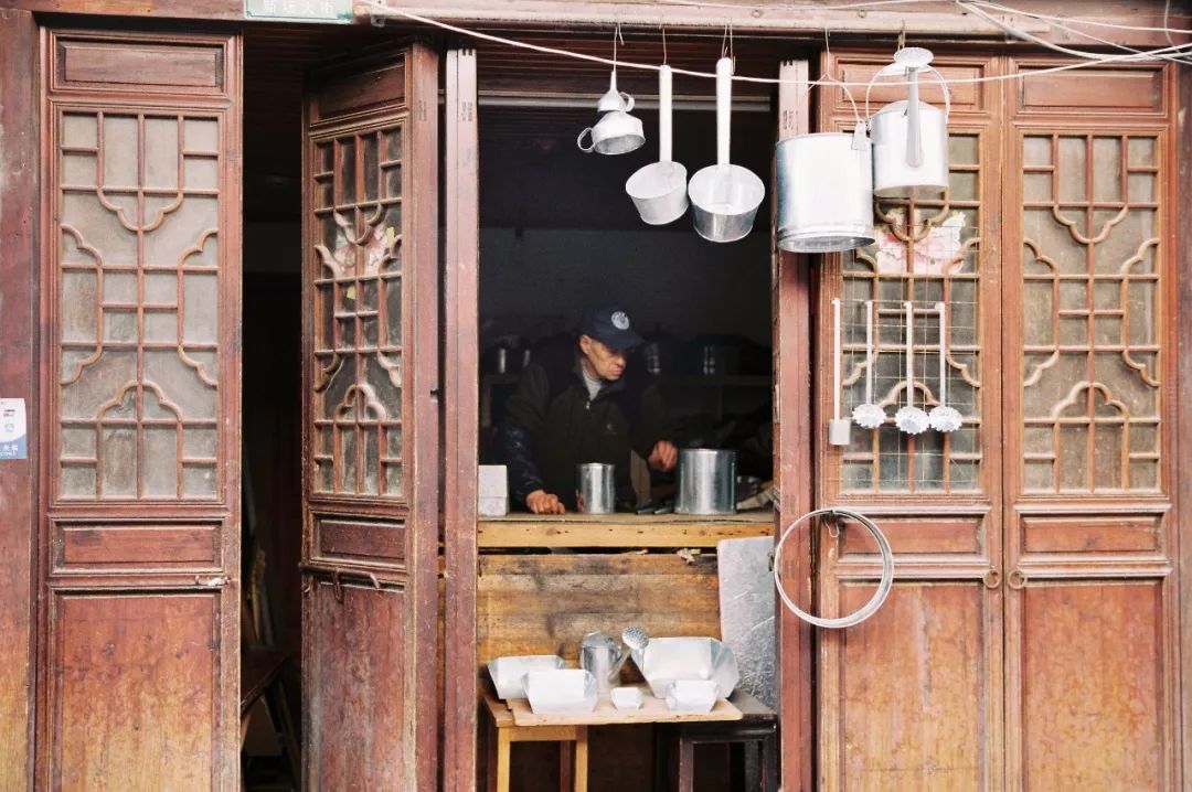 涓婃捣娴︿笢涓婃捣浜哄,娴︿笢涓婃捣浜哄