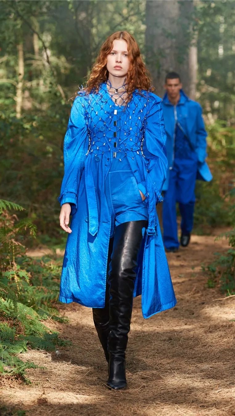 日常穿的衣服究竟可以多时髦？Burberry给了我们最佳答案