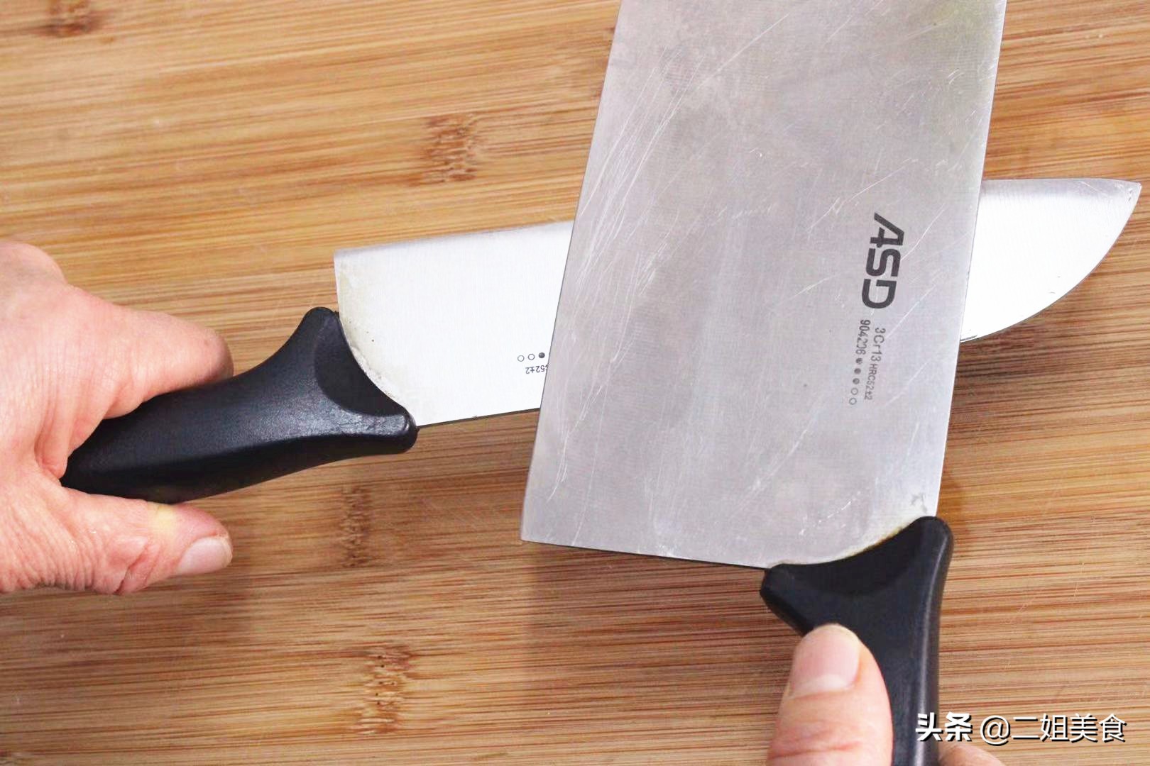 菜刀钝了用什么磨刀石磨,菜刀钝了用什么磨最好