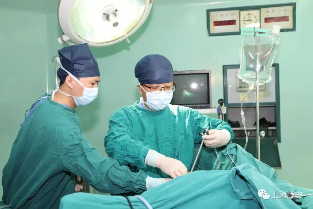 膀胱结石3mm-4mm严重吗,膀胱结石50毫米怎么治疗