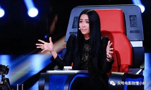 明星手机壳泄密:那英骂人名言火了,杨幂买9.9元便宜货,悲剧了