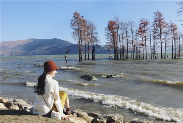 长相一般的女生如何快速提高颜值,女生提升气质的10个细节