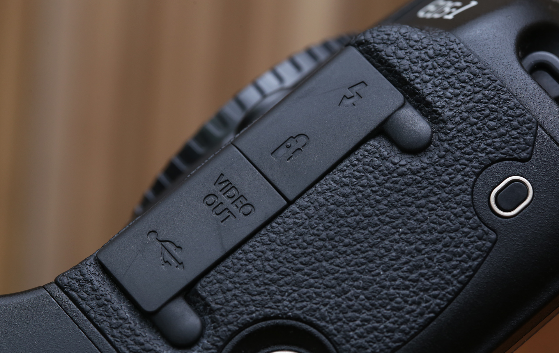 佳能1dsmark3还值得买吗,ds时代