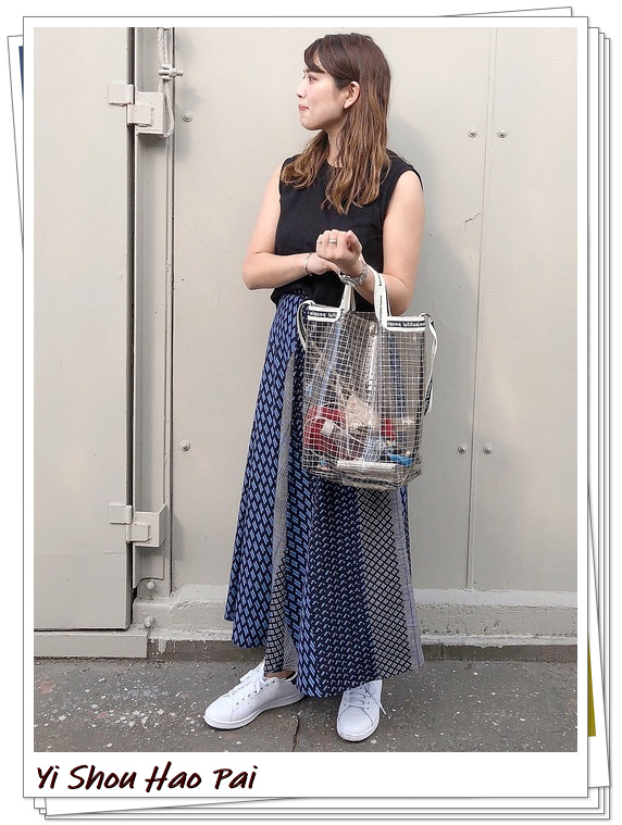 阿迪达斯女鞋小白鞋经典款,阿迪达斯史密斯小白鞋搭配