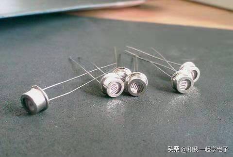 光敏电阻一般用在电路的什么地方,什么是光敏电阻的主要参数