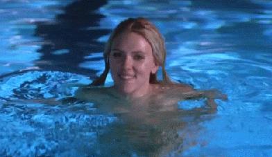 被称“当代梦露”，与刘昊然合照上热搜，她怎么这么有魅力？