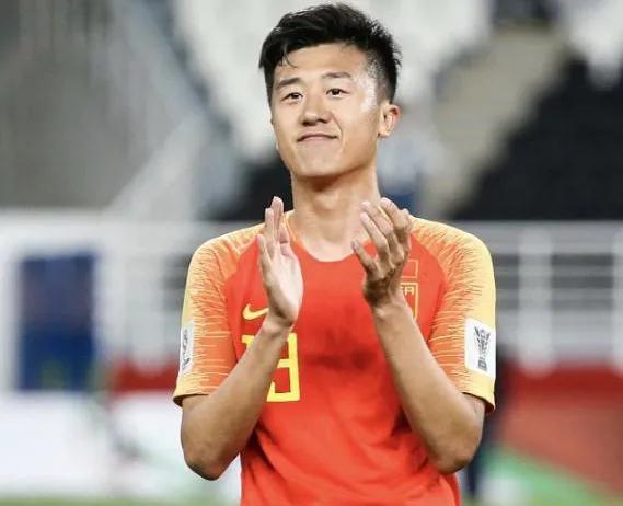 世预赛国足0-0战平菲律宾,国足2:0菲律宾比赛分析