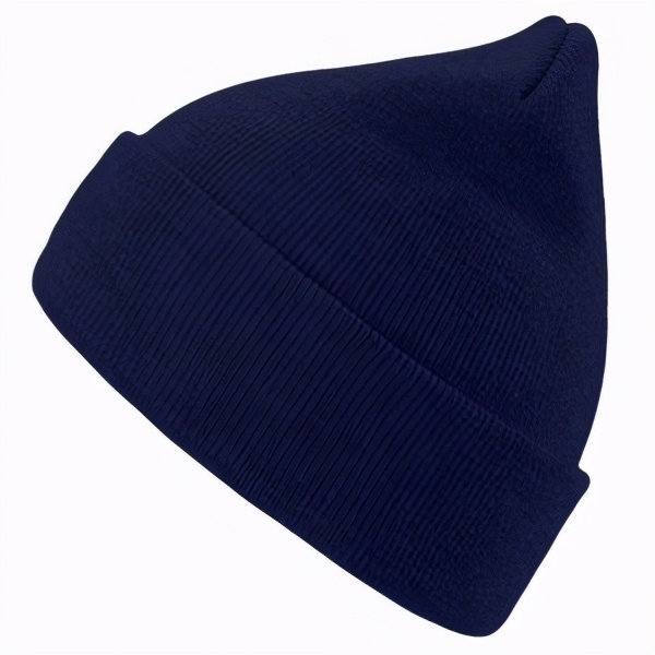 针织帽的款式怎么选,针织圆帽纯色好看还算是有图案的