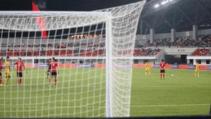 蚌埠体育馆足球比赛,现场足球比赛朋友圈