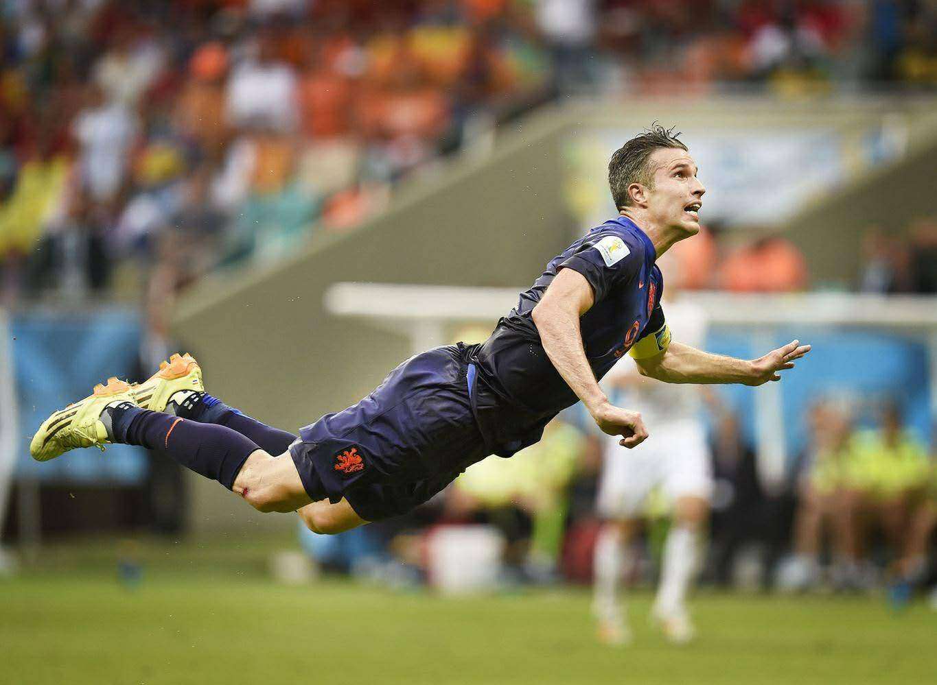 在我们年轻的时候奋斗,青春从不辜负拼尽全力的你