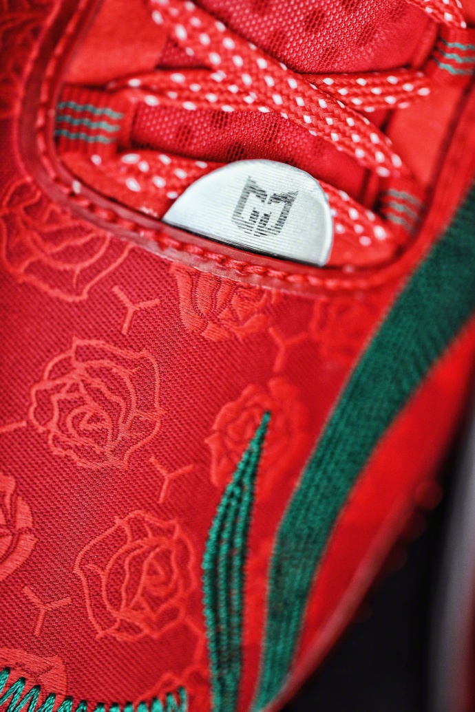 李宁cj1代篮球鞋,cj1代篮球鞋