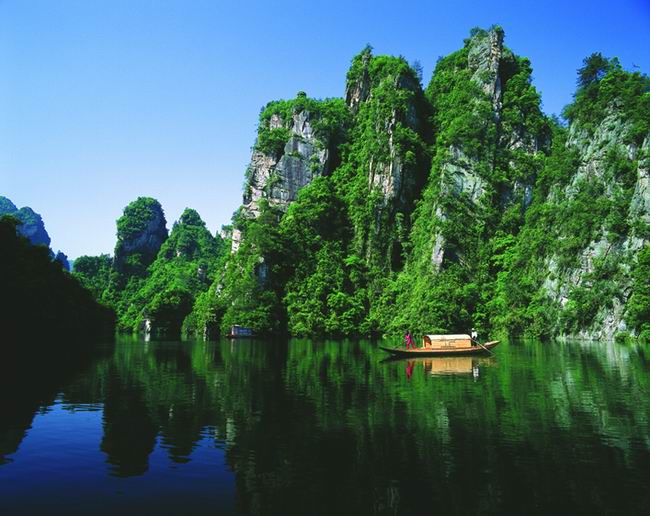 张家界天气预报15天准确旅游攻略,张家界凤凰古城芙蓉镇自驾游攻略