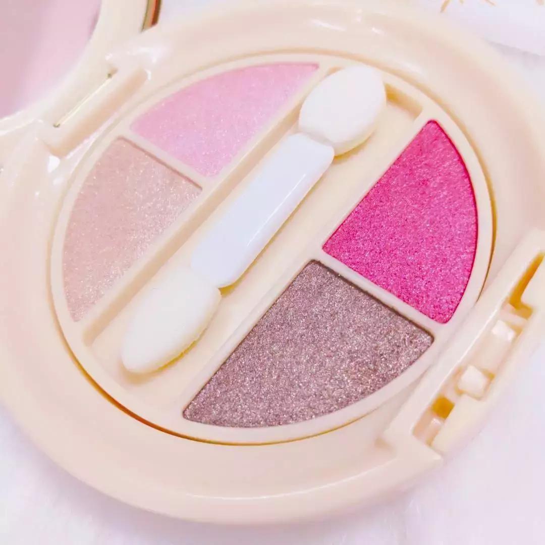 美少女战士联名彩妆，代表月亮来圈钱啦