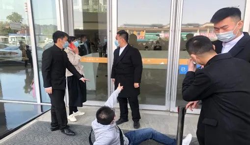 CBD甄嬛传——从人民怀念的华润说起