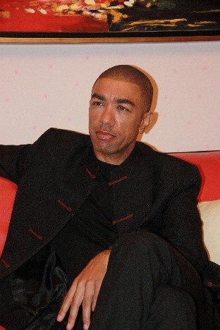 美国总统奥巴马同父异母的弟弟,奥巴马他弟弟哪年来中国