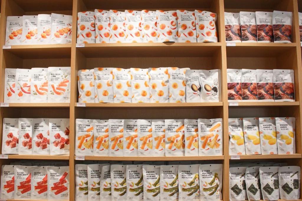 名创优品抄袭,山寨版的名创优品