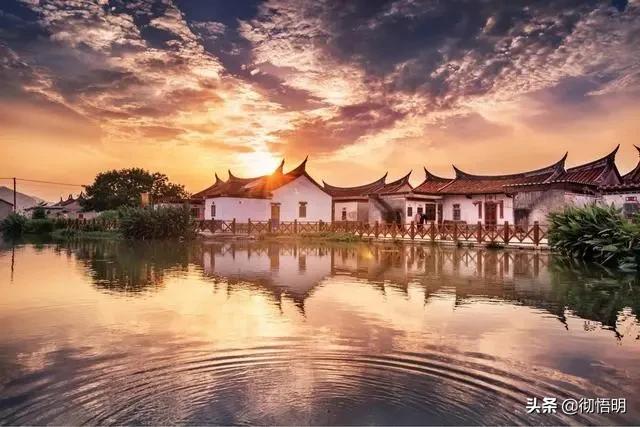 必去旅游的10个地方小众,必去旅游的10个地方国外