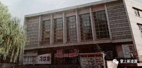 记忆中的老屋早已不见了踪影,记忆里的老巷图片