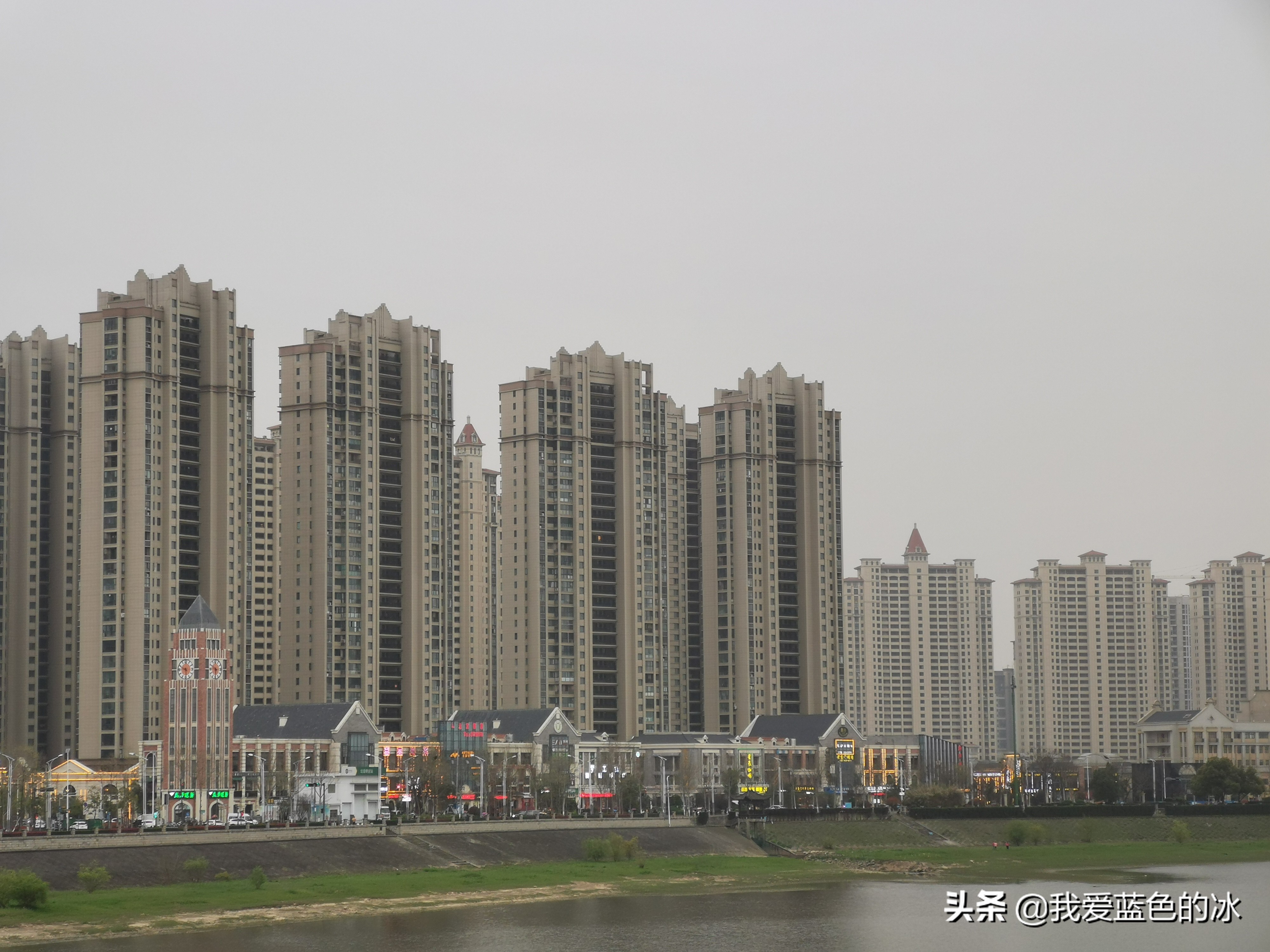 六安月亮岛分岛,六安的月亮岛旁边的小岛