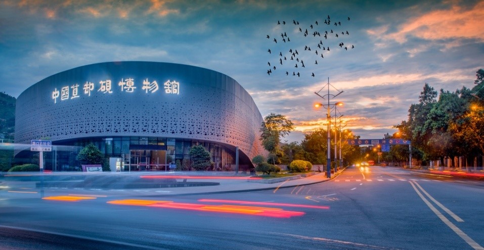 “英雄攀枝花、阳光康养地”——这座城市世人惊叹!