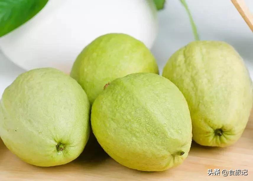 正宗又甜又脆红心芭乐,芭乐软糯香甜5斤