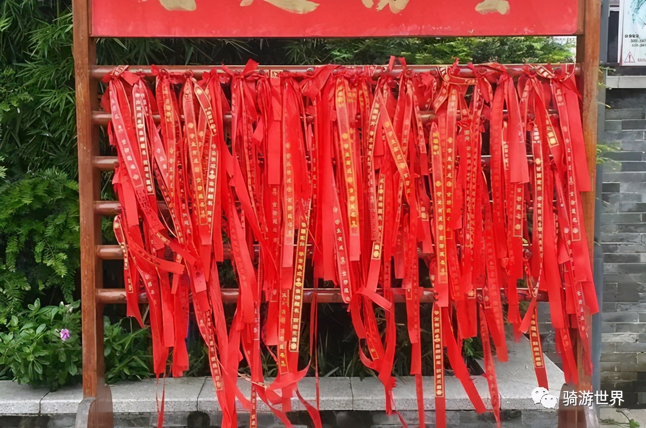 沙湾古镇和岭南印象园哪个好玩,宝墨园岭南印象园与沙湾古镇