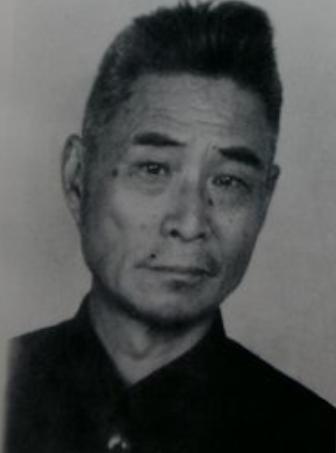 妻子跳河后黄维后悔了吗,黄维出狱后晚年的生活过得如何