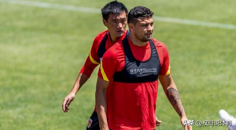 国足归化球员只剩3人出战,国足招募7名归化球员