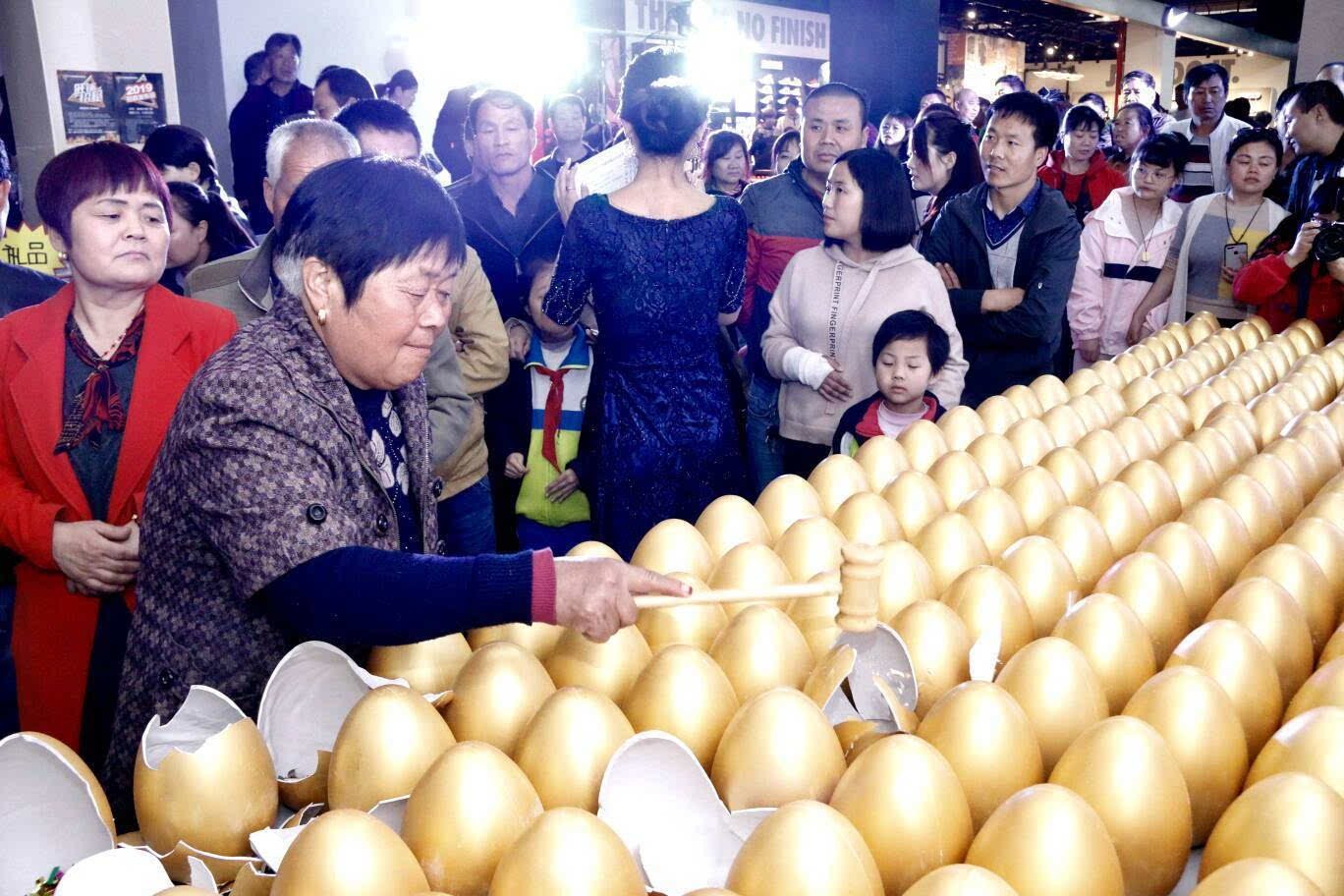 开业首日销售31.8万，谁说名牌产品在农村没有市场？