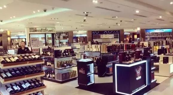 去香港机场免税店必买的十大清单,全球机场免税店攻略